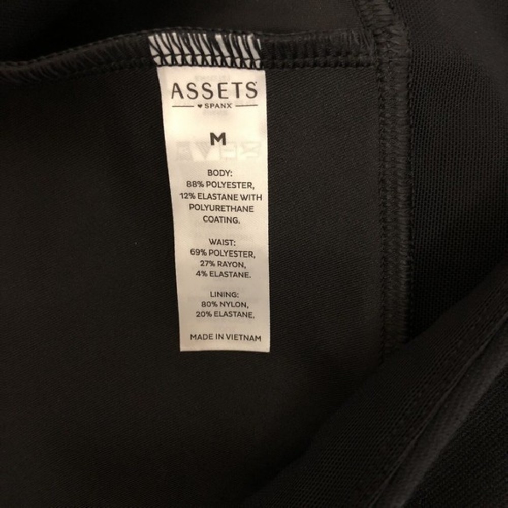 Assets‎ by Spanx Women's Medium Black Faux Leather Leggings - Picture 2 of 4
